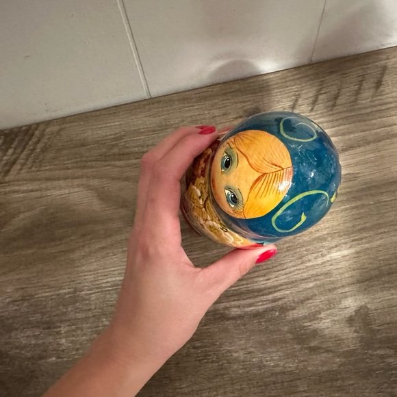 Vintage Matryoshka Russian Nesting Dolls 4 Piece Floral Design wooden doll boxes - Picture 7 of 10